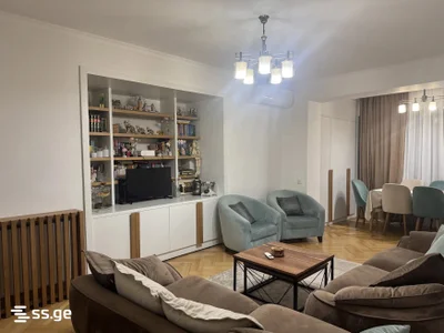 3 room Flat For Rent. Isani