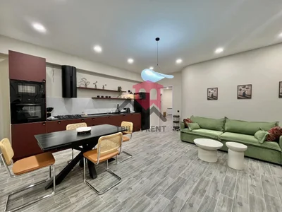 3-комнатная квартира на Шио Читадзе, $2100