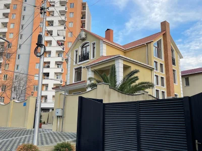 Коммерческое помещение 120 кв.м в Глдани