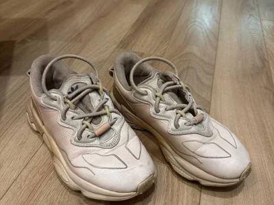 Adidas Ozweego