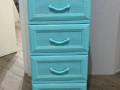 Пластиковый комод
