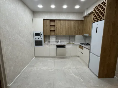 4-комнатная квартира в Ваке