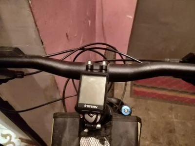 Горный велосипед Cannondale TRAIL 4 2018 с аксессуарами