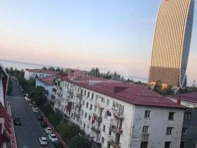 3-комнатная квартира в районе Руставели