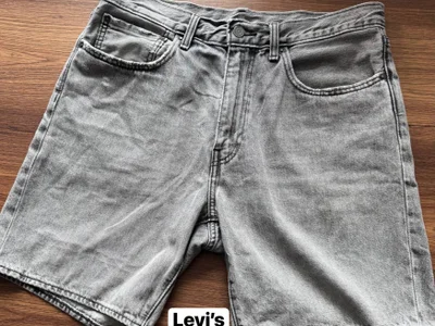 Джинсы Levi's
