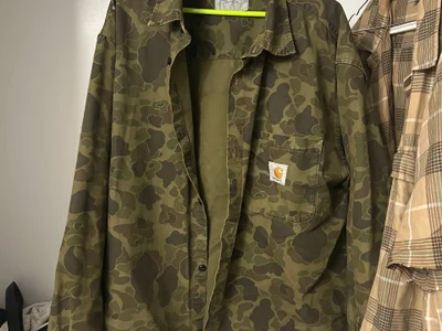Рубашка Carhartt, размер XL, плотная кордура, носилась бережно, клево сидит, летом можно на футболку, в холодное время на толстовку как куртку