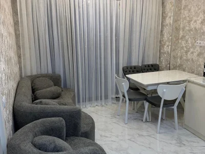 Блокс Белиашвили: 3-комнатная, 72.0 м²