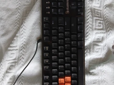 Игровая клавиатура Bloody B800