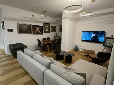 3-комнатная квартира. Вера