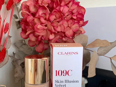 Тональный крем Clarins Skin Illusion Velvet