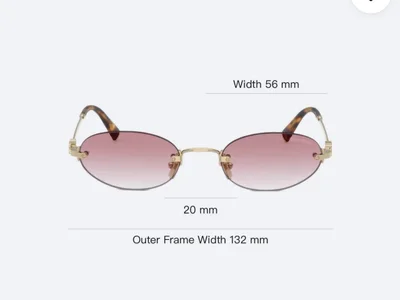 Солнцезащитные очки Miu Miu