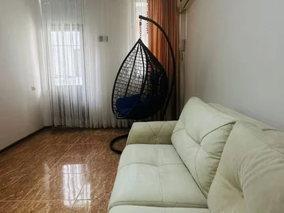 1+1 кв., ул. Гамсахурдия 43, $400