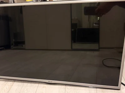 Телевизор LG 32"