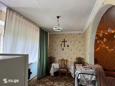 4-комнатная квартира Продаётся. Глдани
