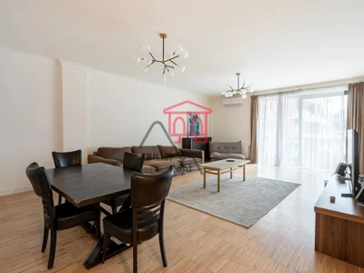 4-комнатная квартира, 185 м² в Ваке, $2000