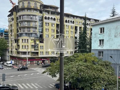 2-комнатная квартира на ул. Чавчавадзе, 55 кв.м, $600