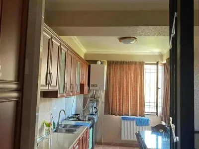 4-комнатная квартира в Тбилиси
