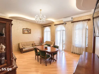 Коммерческое помещение на Ш. Руставели пр. 13 Rustaveli District
