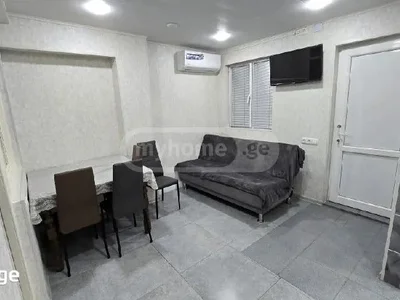 2-комнатная квартира, 40 кв.м, $366