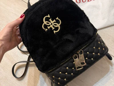 Меховой рюкзак Guess оригинал
