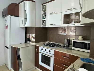 3-комнатная квартира, 83 м², $156,000