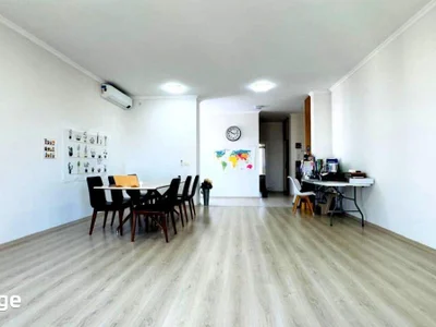 3 room Flat For Sale. Ivertubani