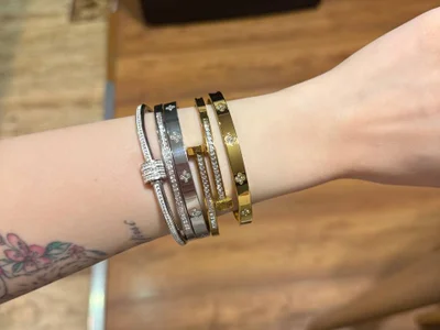 Браслеты в стиле Van Cleef