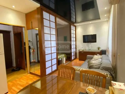 1+1 в Старом Батуми, $600