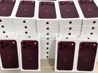 Мобильный телефон Apple