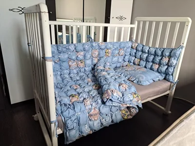 Комплект в детскую кроватку