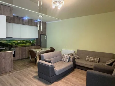 3-комнатная квартира, 75 м², 18 этаж, $700