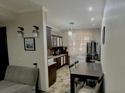 5 room Flat For Sale. Didube