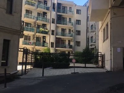 Паркинг на kojori st. 1 Mtatsminda