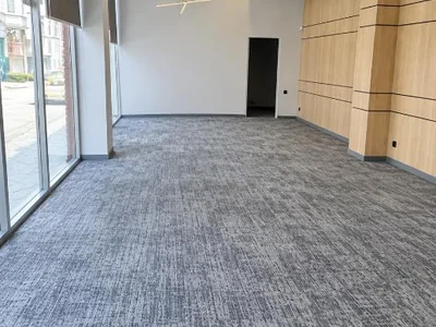 Commercial space For Rent