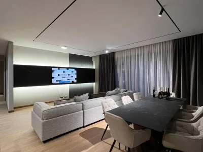 Василь Барнова ул., 76: 4-комнатная, 150.0 м²