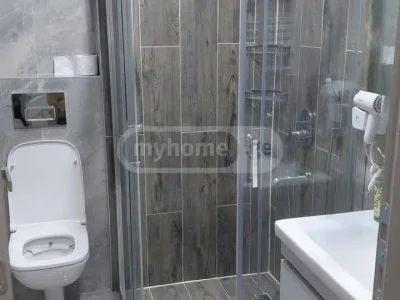 Студия на Bagrationis Shes. ბაგრატიონის უბანი