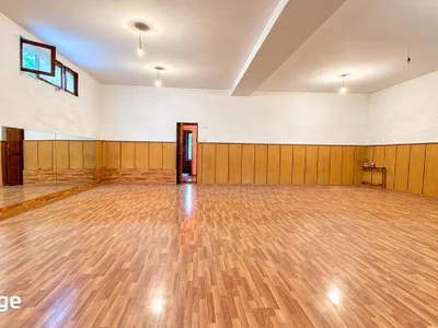 Commercial space For Rent. Digomi