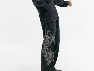 Джинсы Ed Hardy x Urban Outfitters с вышивкой дракона