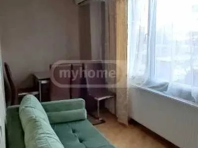 4-комнатная квартира в Тбилиси