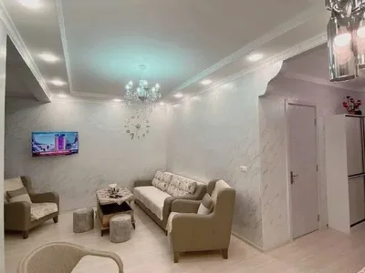 1+1 возле парка 6 Мая, $500