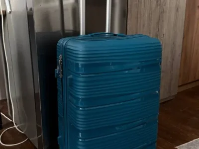 Чемодан
