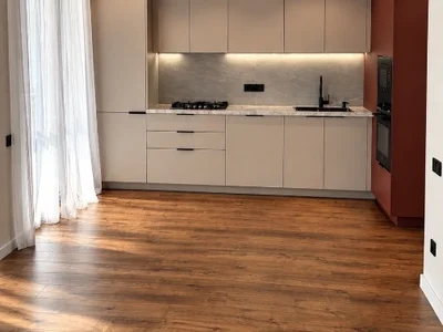 3 room Flat For Sale. Lisi lake