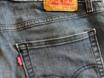Джинсы Levi’s 541 (пара)
