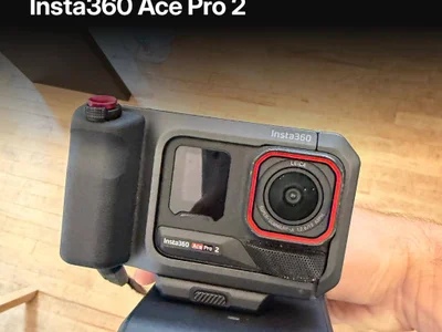 Экшн-камера Insta360 Ace Pro 2 Flash Print Bundle