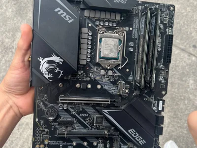 Материнская плата MSI