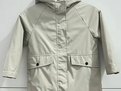 Непромокаемая парка ZARA с мехом