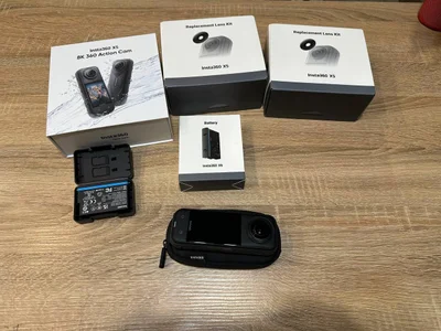Insta360 X5 комплект