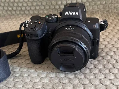 Nikon Z5 + Nikkor 28mm f2.8