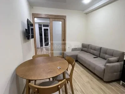 1+1 на Sh. Rustaveli Ave. 41) 10 Rustaveli District