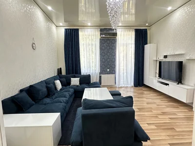 4 room Flat Daily rent. Chugureti